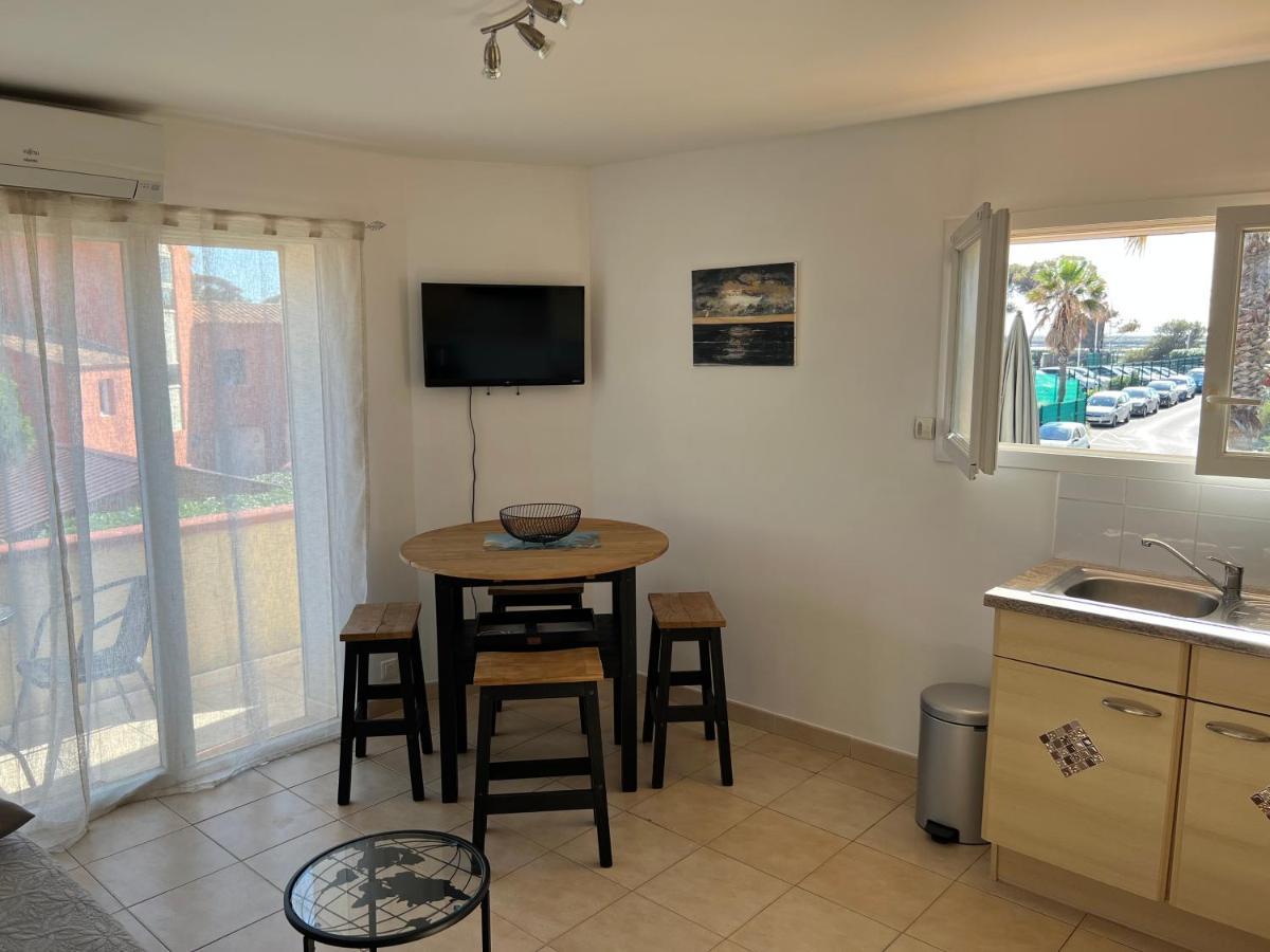 Plein Sud, Bel Appartement 20 Metres De La Plage La Capte Ιέρ Εξωτερικό φωτογραφία