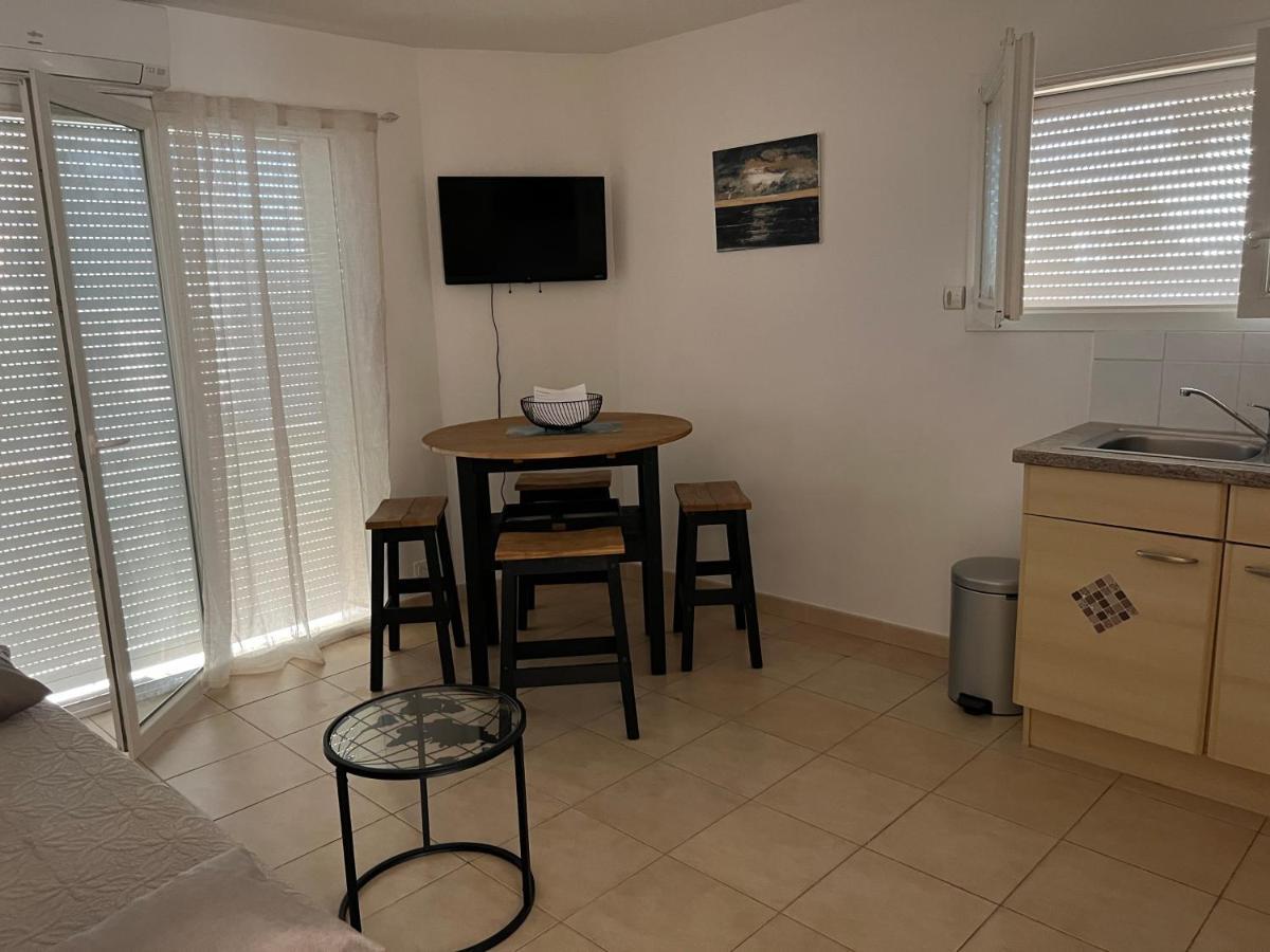 Plein Sud, Bel Appartement 20 Metres De La Plage La Capte Ιέρ Εξωτερικό φωτογραφία